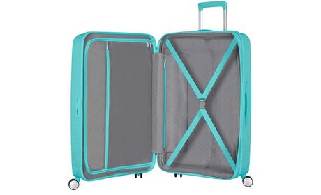 Extra cipzáras zsebbel rendelkező
 belső rendszerező 