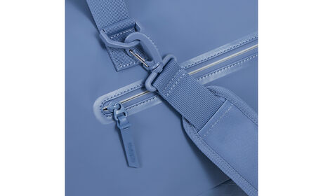 Removable shoulder strap