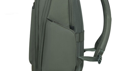 Practical side pockets