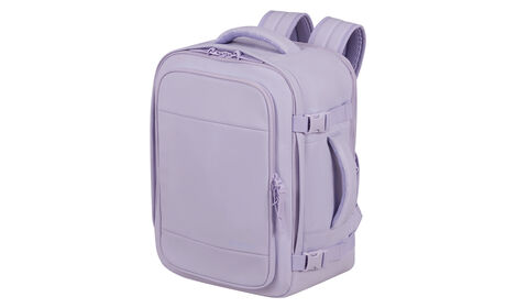 Megfelel a Ryanair és a Wizz Air ingyenes fedélzeti kézipoggyász méreteire vonatkozó szabályainak