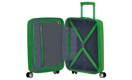 Extra cipzáras zsebbel rendelkező
 belső rendszerező 