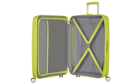 Extra cipzáras zsebbel rendelkező
 belső rendszerező 