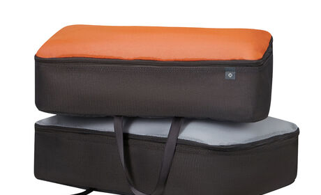 Complimentary packing cubes