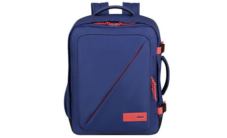 Megfelel a Ryanair és a Wizz Air ingyenes fedélzeti kézipoggyász méreteire vonatkozó szabályainak