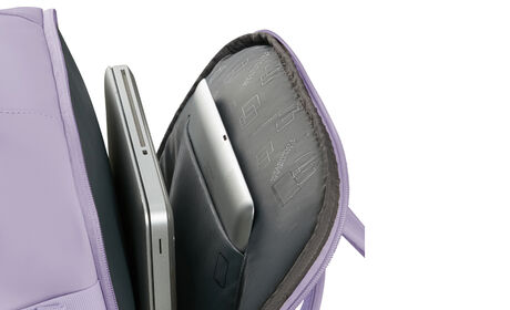 Külön laptop rekesz 15.6" modellhez