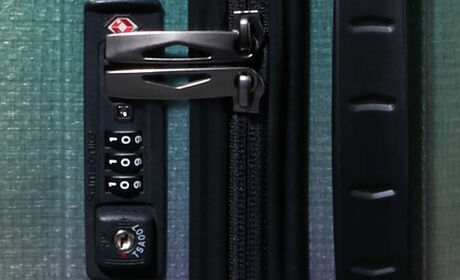 Beépített USB töltő