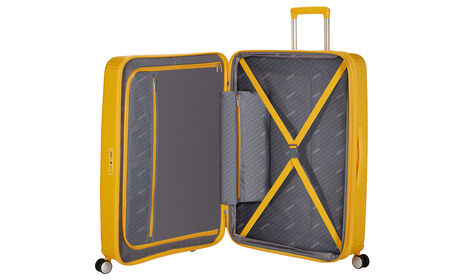 Extra cipzáras zsebbel rendelkező
 belső rendszerező 