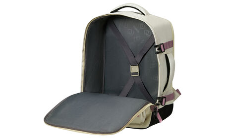 Keresztpántos ruhatartó zseb