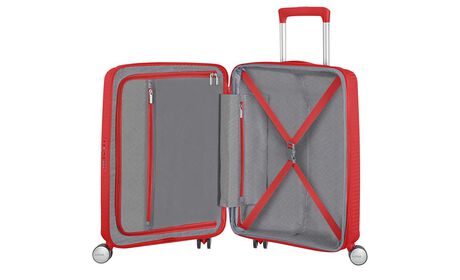 Extra cipzáras zsebbel rendelkező
 belső rendszerező 