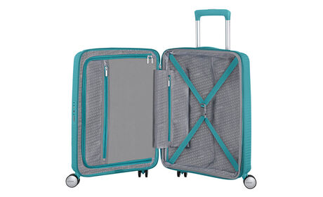 Extra cipzáras zsebbel rendelkező
 belső rendszerező 