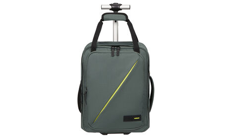 Fitting Ryanair and Easyjet free-on-board cabin bag policy