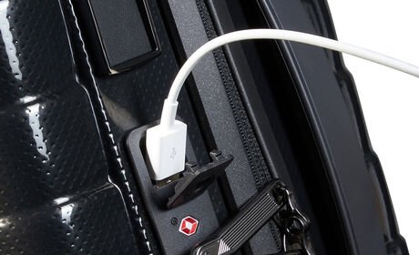 Beépített USB csatlakozó