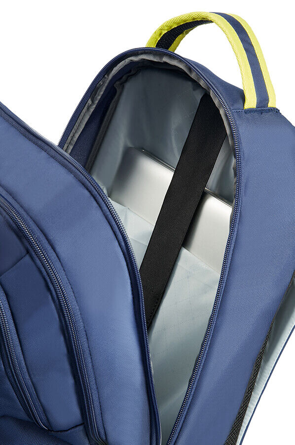 Urban Groove Laptop h&aacute;tizs&aacute;k 15.6"