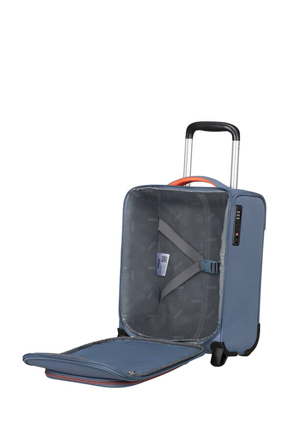 Cloudrider Upright (2 ker&eacute;k) S/M | American Tourister Cloudrider Upright Underseater Tsa  Sz&uuml;rk&eacute;sk&eacute;k