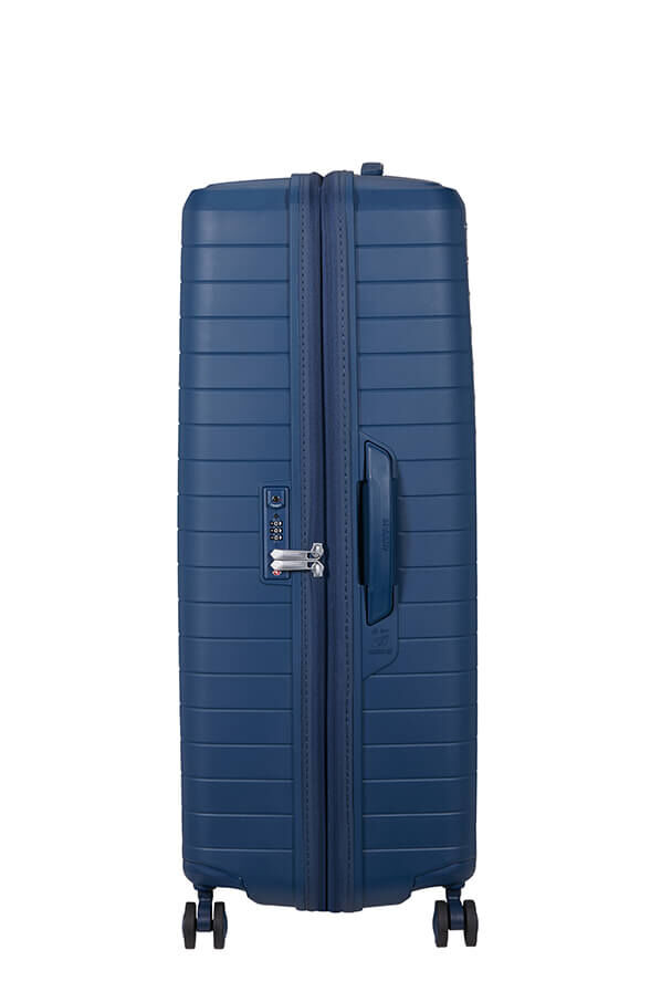 American Tourister FastForward Spinner 83/31 TSA EXP 83cm  Tenger&eacute;szk&eacute;k