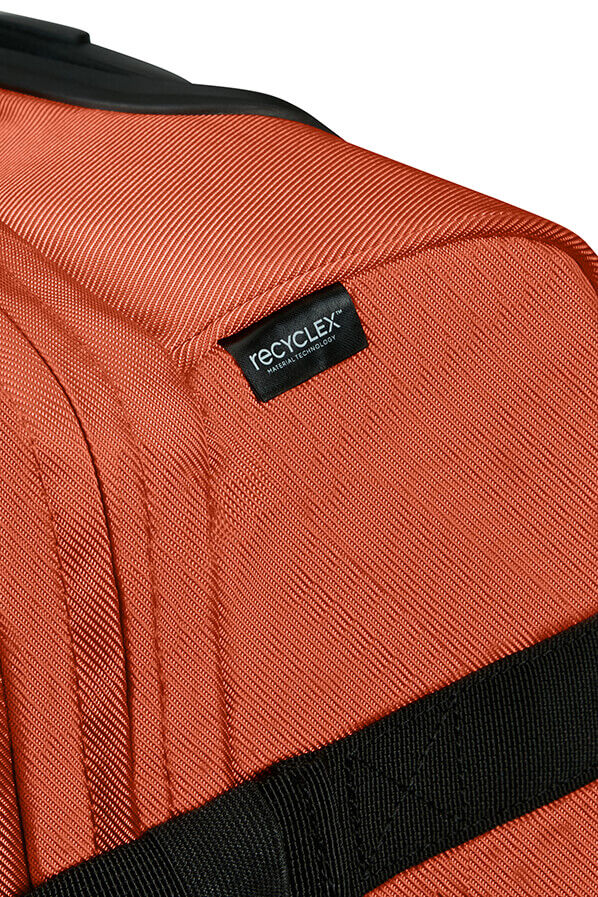 American Tourister Urban Track Duffle with Wheels M  Radiant Orange