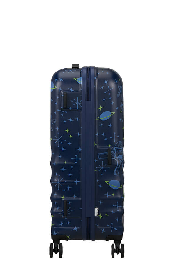 Disney Wavebreaker K&ouml;zepes m&eacute;retű feladhat&oacute; poggy&aacute;sz