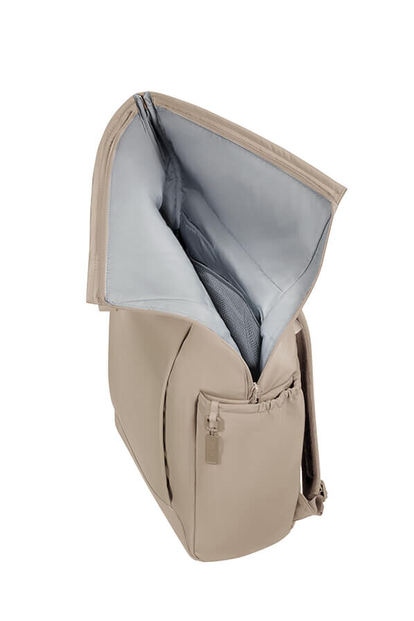 Essentis H&aacute;tizs&aacute;k 15.6"