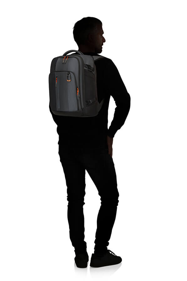 Biz2Go 2 H&aacute;tizs&aacute;k 15.6"