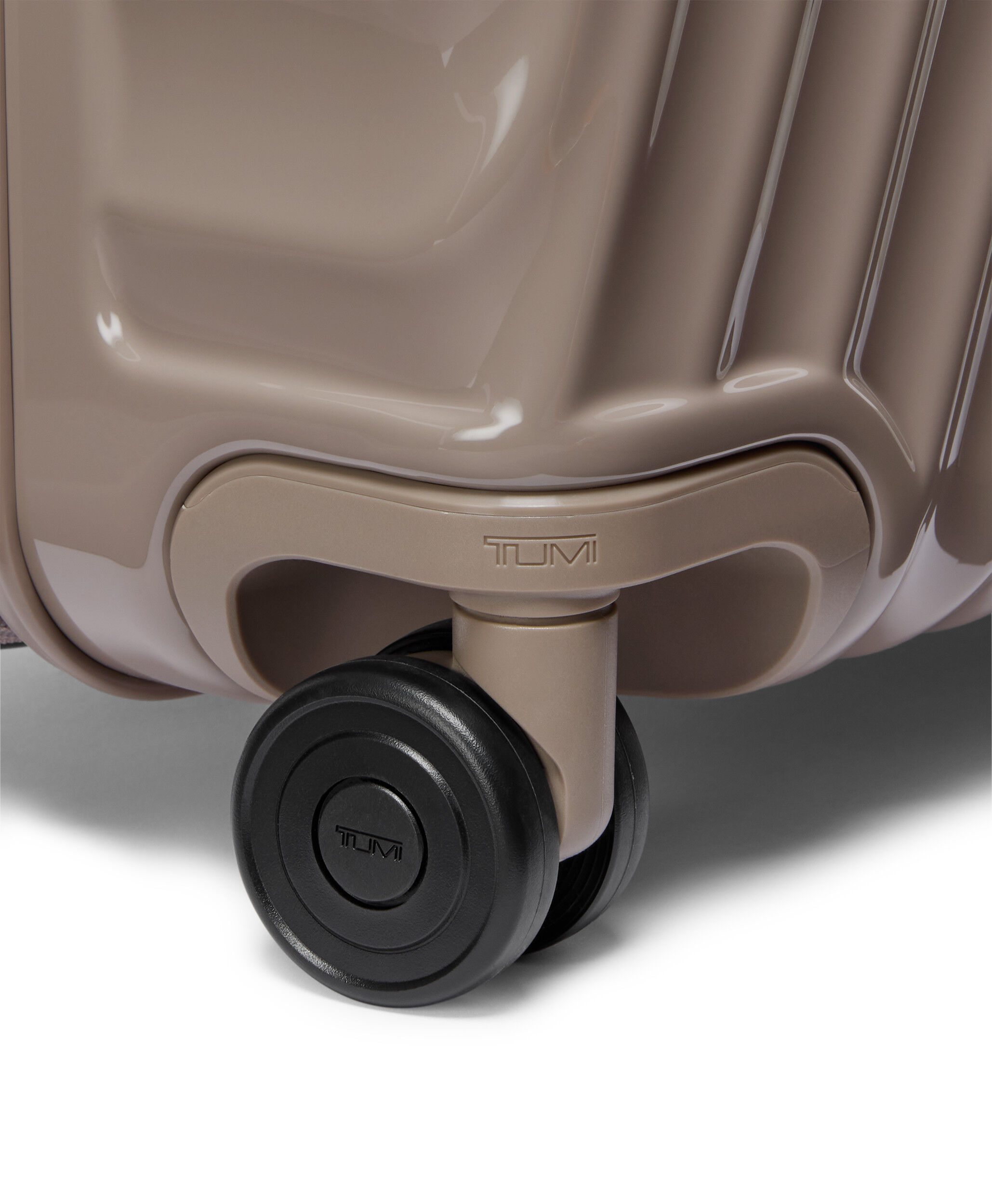 TUMI Extended Trip Expandable Checked Luggage 77,5 cm