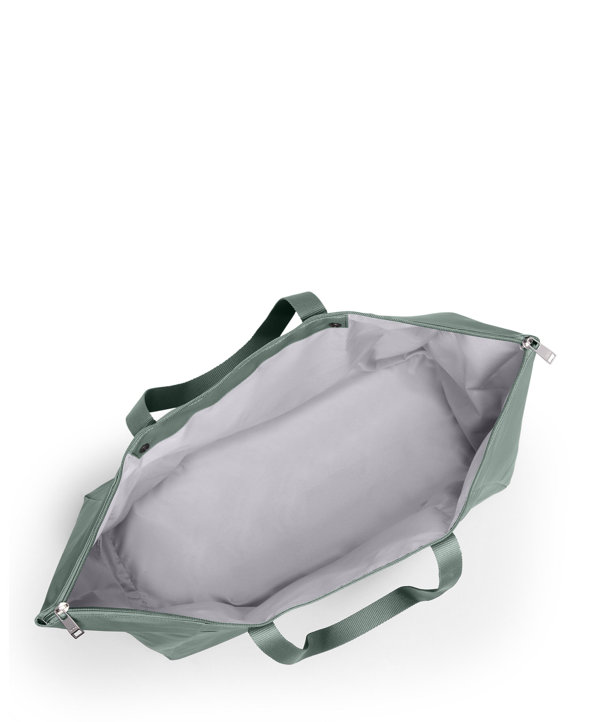 Voyageur K&eacute;zit&aacute;ska