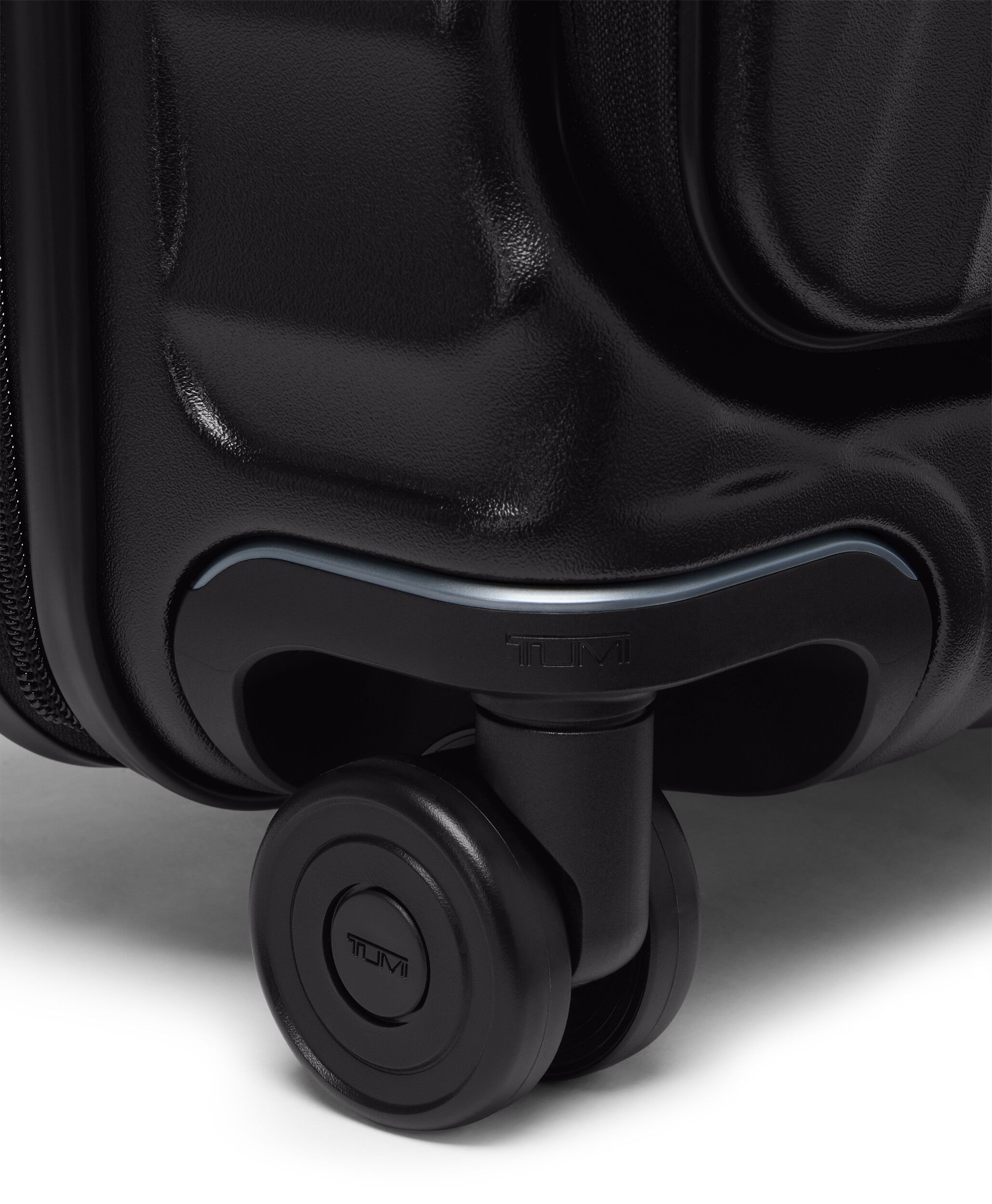 19 Degree Front Access Bőv&iacute;thető Spinner  (4 ker&eacute;k) 55cm