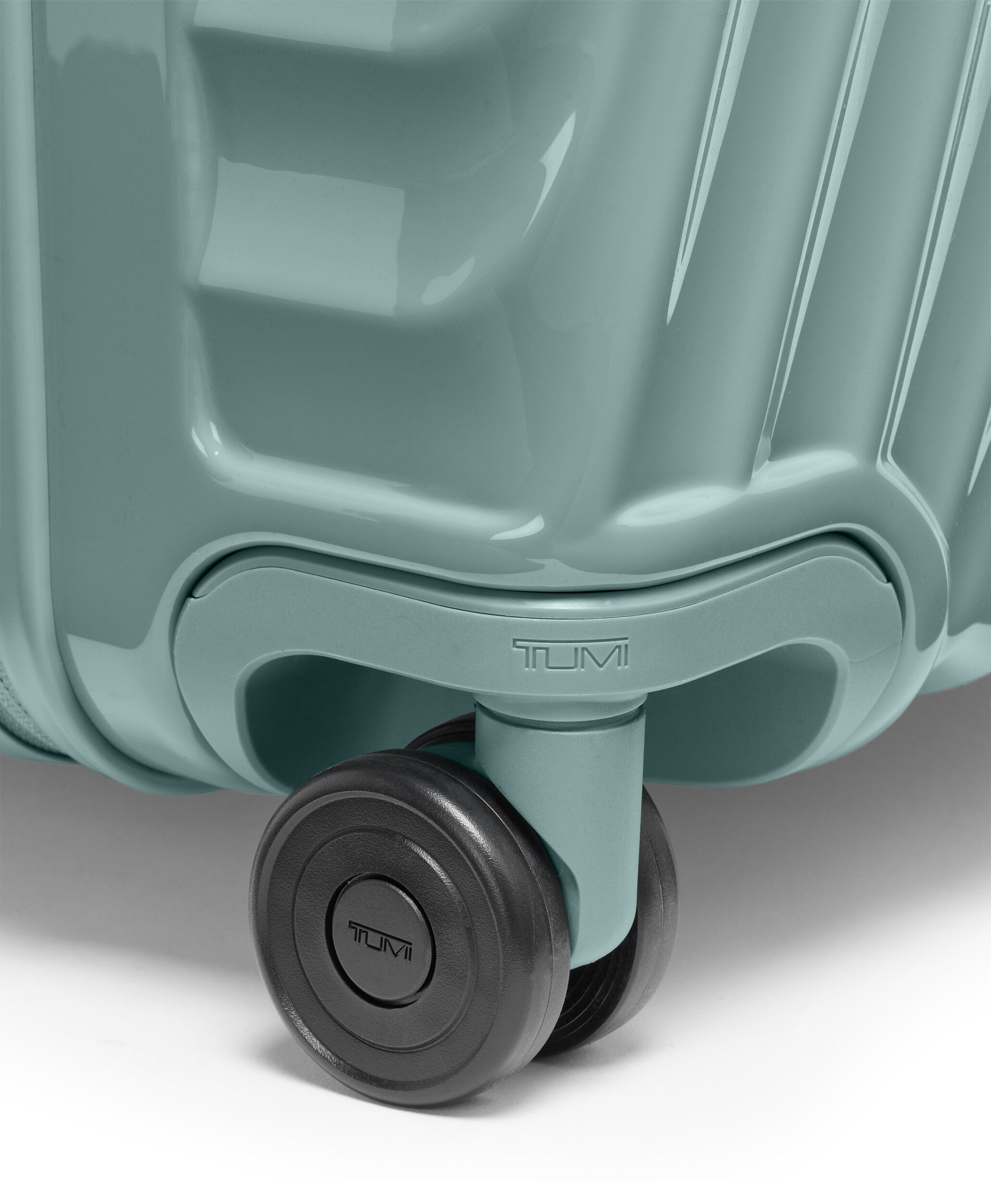 19 Degree Feladott poggy&aacute;sz | TUMI Large Trunk